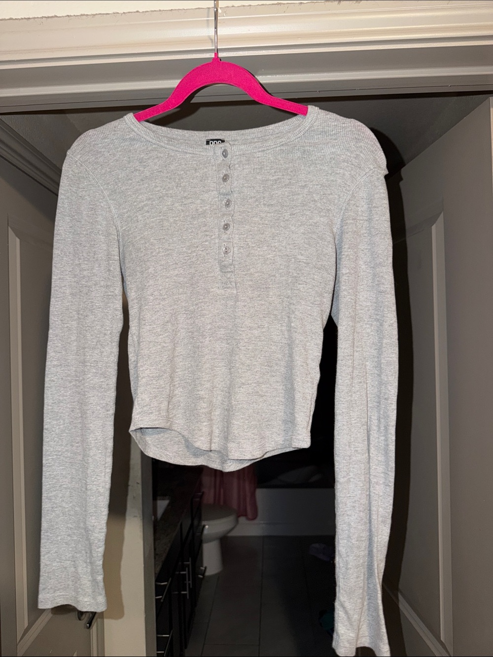 BDG Light Gray Henley Long Sleeve Crop Top